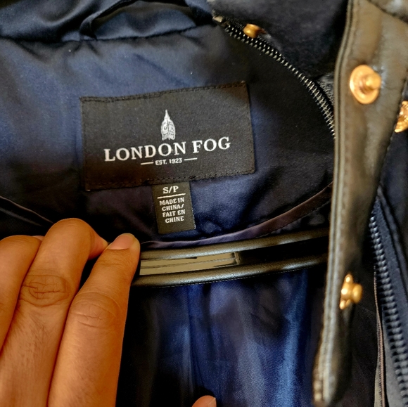 London Fog Women's Winter Jacket - Picture 5 of 6